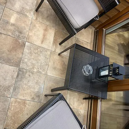 A4 Luxury Apartmán *